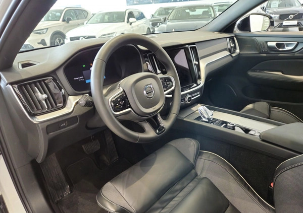 Volvo V60 cena 204900 przebieg: 24600, rok produkcji 2023 z Złoczew małe 781
